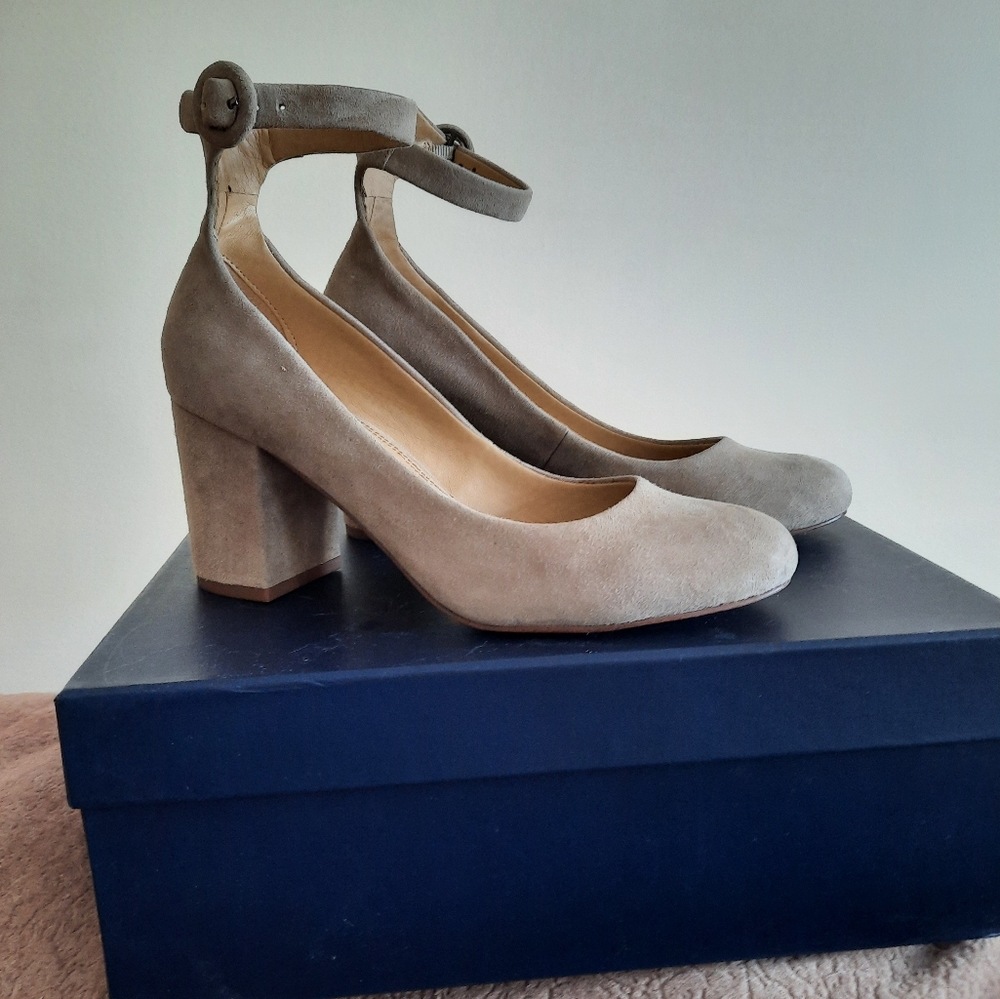 Womens shoes